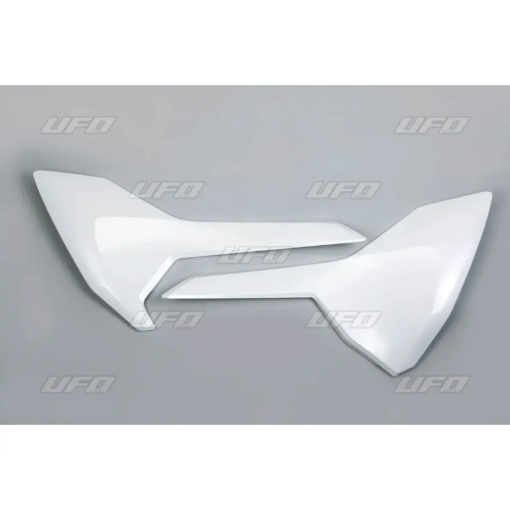 UFO boční tabulky na startovací číslo HUSQVARNA TC 85 18-24, barva bílá (UFO boční tabulky na startovací číslo HUSQVARNA TC 85 18-24, barva bílá)