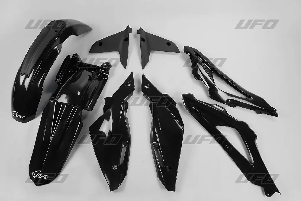 UFO kompletní sada plastů HUSQVARNA TC 4T 08-10 barva černá (HU607E001) ( )