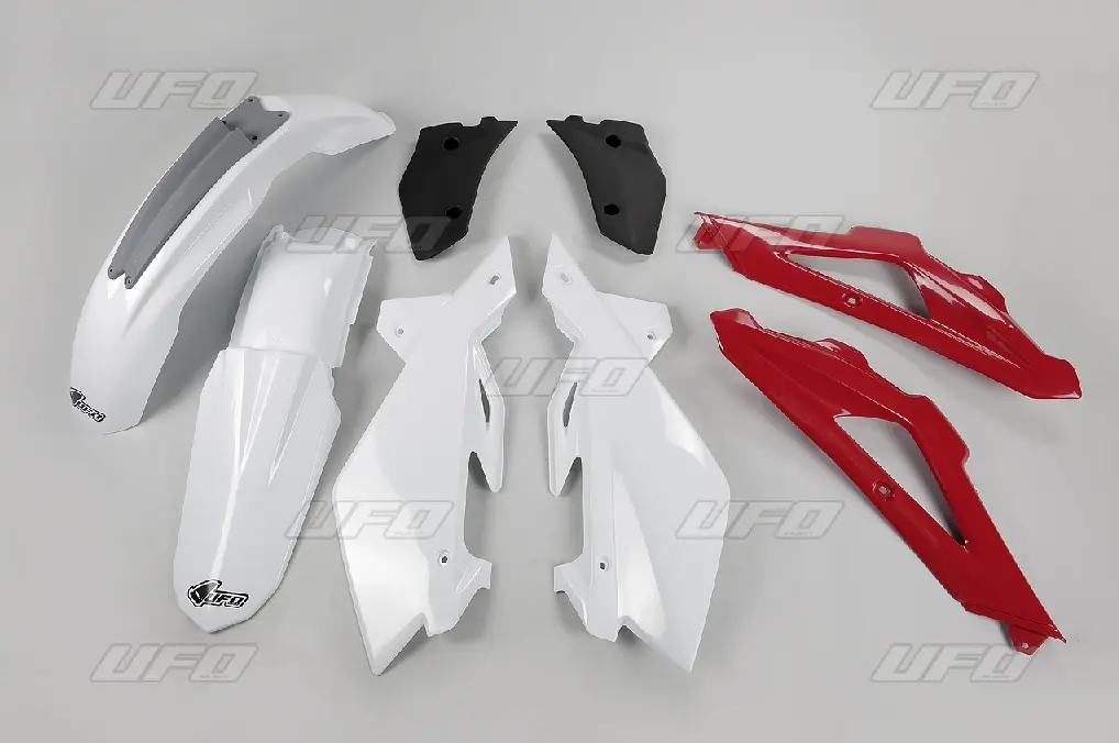UFO kompletní sada plastů HUSQVARNA CR 250 2T 09-13 barva OEM (bílá/červená/černá) (HU608E999) ( )