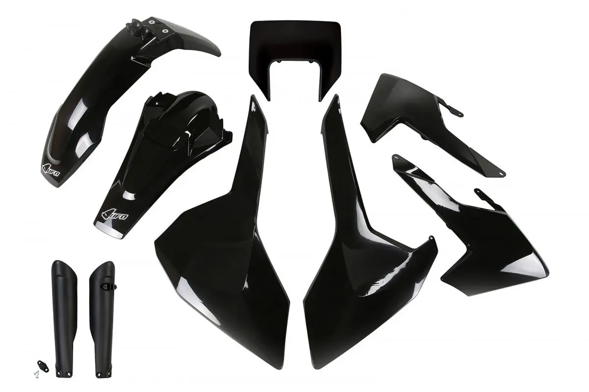 UFO kompletní sada plastů (FULL KIT) s kryty tlumičů HUSQVARNA TX/TE/FE 17-19 s krytem světla barva černá (HU621E001) (UFO kompletní sada plastů)