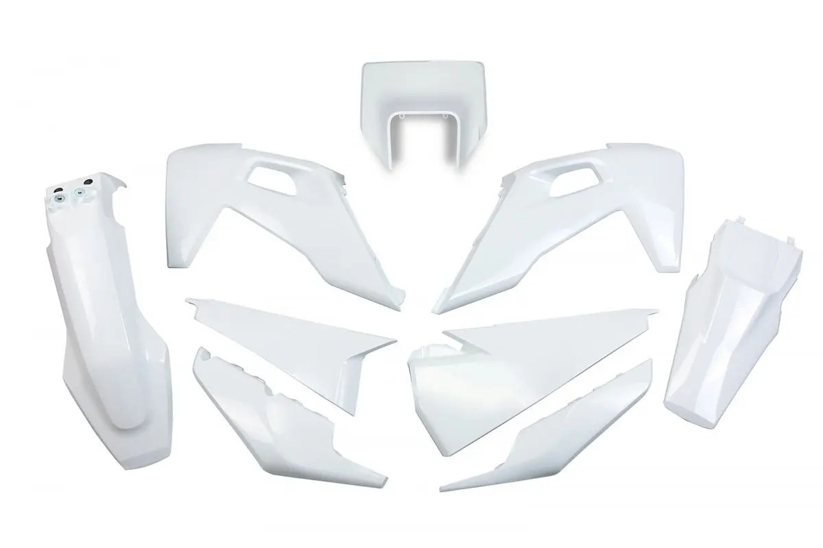 UFO kompletní sada plastů HUSQVARNA TE 150 / 250 / 300 '20-'23, FE 250 / 350 / 450 / 501 '20-'23 s krytem světla barva OEM (bílá) (UFO kompletní sada)
