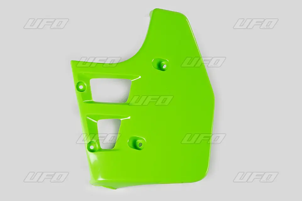UFO kryty chladiče KAWASAKI KX 125 88-89 barva zelená (UFO kryty chladiče KAWASAKI KX 125 88-89 barva zelená)