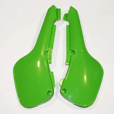 UFO boční tabulky zadní KAWASAKI KX 60 84-04 barva zelená (UFO boční tabulky zadní KAWASAKI KX 60 84-04 barva zelená)