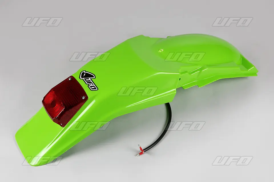 UFO zadní blatník KAWASAKI KDX 200 95-18 se světlem barva zelená (UFO zadní blatník KAWASAKI KDX 200 95-18 se světlem barva zelená)