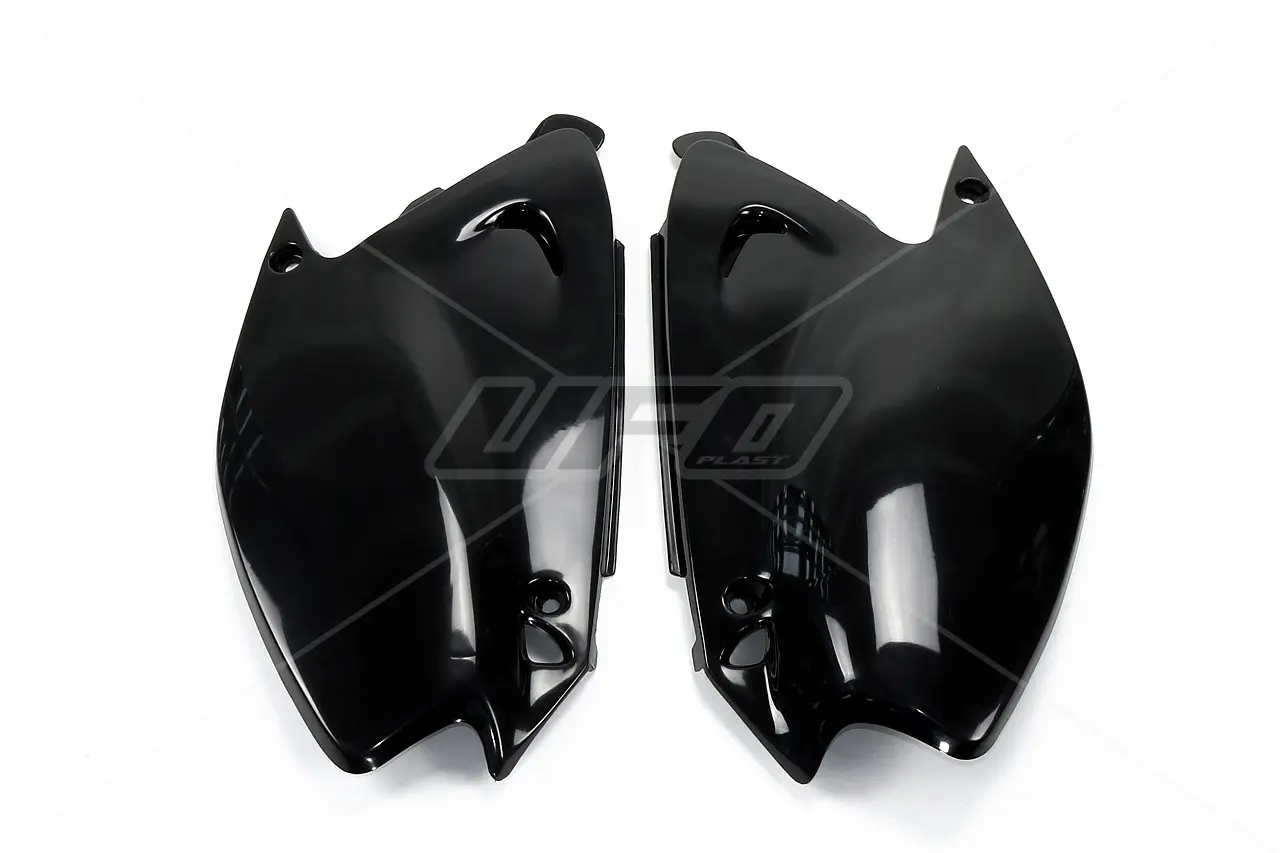 UFO boční tabulky zadní KAWASAKI KX 125/250 03-17 barva černá (UFO boční tabulky zadní KAWASAKI KX 125/250 03-17 barva černá)