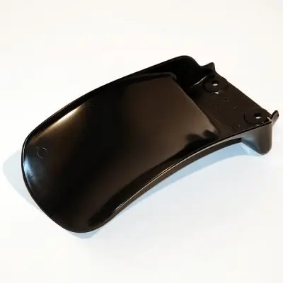 UFO kryt zadního tlumiče KAWASAKI KXF 250 04-16, KXF 450 06-15 barva černá - nahrazuje SU03936001 (UFO kryt zadního tlumiče KAWASAKI KXF 250 04-16,)