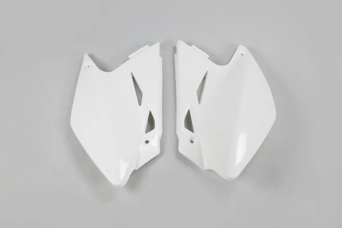 UFO boční tabulky na startovací číslo KAWASAKI KXF 450 06-08 barva bílá KX (UFO boční tabulky na startovací číslo KAWASAKI KXF 450 06-08 barva bílá)
