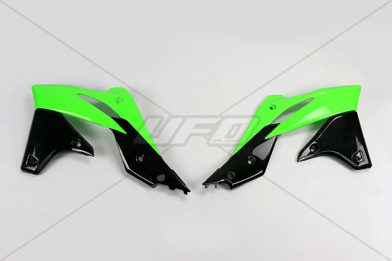 UFO kryty chladiče KAWASAKI KXF 250 13-16 barva OEM (zelená/černá) (UFO kryty chladiče KAWASAKI KXF 250 13-16 barva OEM (zelená/černá))