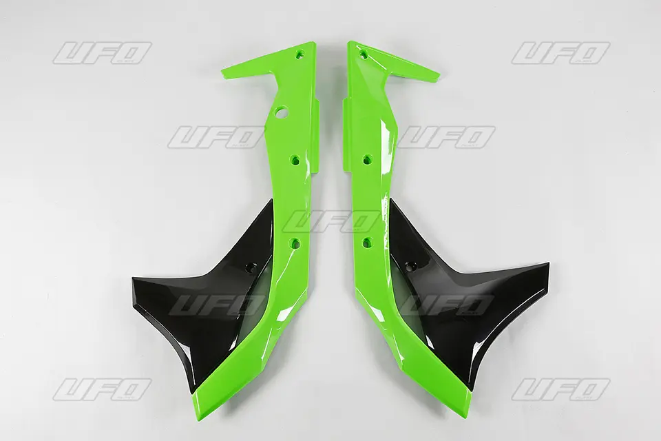 UFO kryty chladiče KAWASAKI KXF 250 17-20 barva OEM (zelená/černá) (UFO kryty chladiče KAWASAKI KXF 250 17-20 barva OEM (zelená/černá))