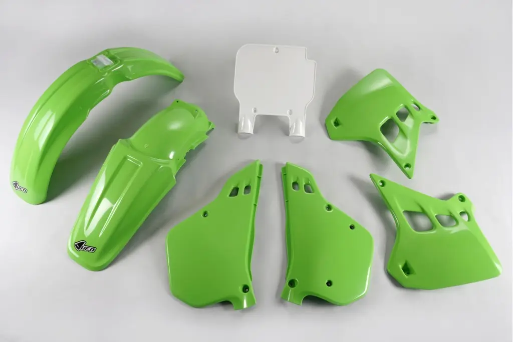 UFO kompletní sada plastů KAWASAKI KX 250 90-91, barva OEM (zelená/bílá) (KA188E999) (UFO kompletní sada plastů KAWASAKI KX 250 90-91, barva OEM)