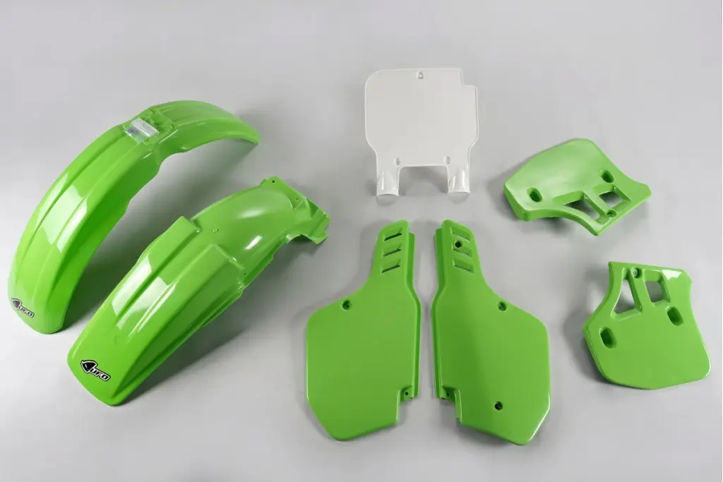 UFO kompletní sada plastů KAWASAKI KX 250 89, KX 500 89-92 barva OEM (zelená/bílá) (KA189E999) (UFO kompletní sada plastů KAWASAKI KX 250 89, KX 500)