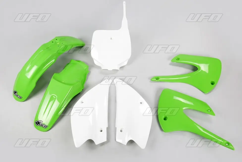 UFO kompletní sada plastů KAWASAKI KX 85 01-13 restyling barva OEM (zelená/bílá) (KA207KE999) (UFO kompletní sada plastů KAWASAKI KX 85 01-13)
