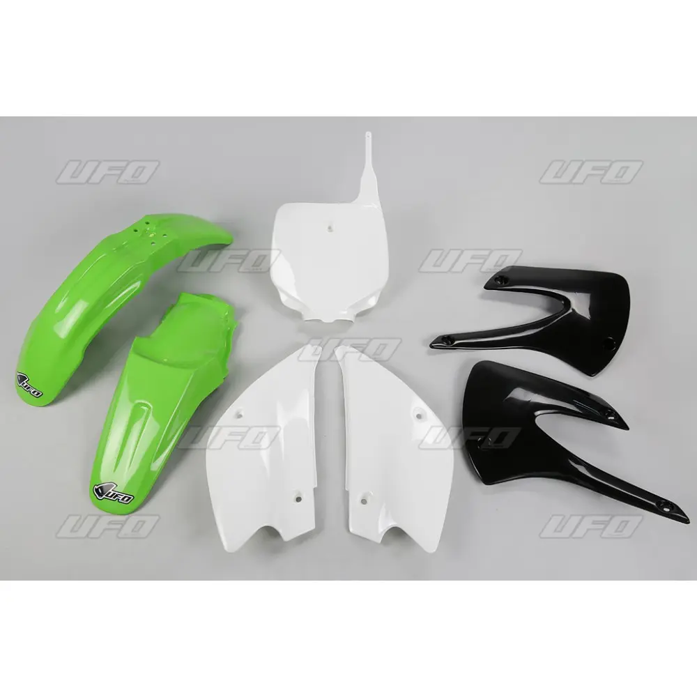 UFO kompletní sada plastů KAWASAKI KX 85 01-13 barva OEM 10 (zelená/bílá/černá) (KA214KE999) (UFO kompletní sada plastů KAWASAKI KX 85 01-13 barva)