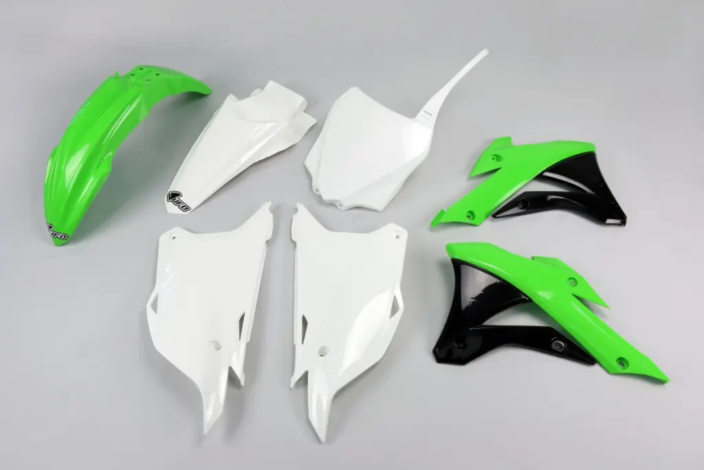 UFO kompletní sada plastů KAWASAKI KX 85 14-21, KX 100 14-21 barva OEM 14-15 (zelená/bílá/černá) (UFO kompletní sada plastů KAWASAKI KX 85 14-21, KX)