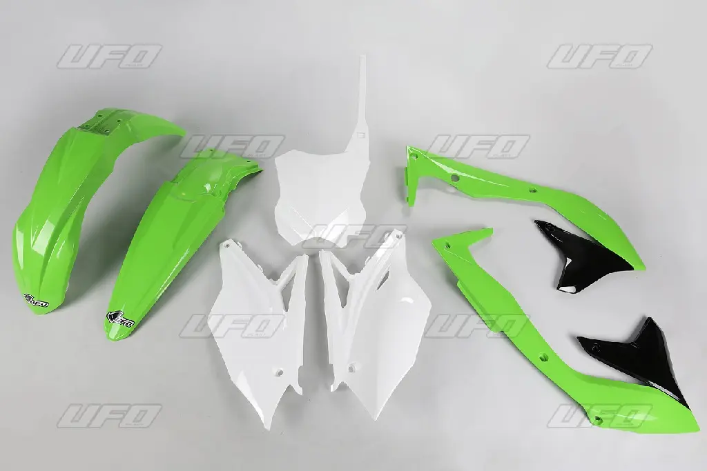 UFO kompletní sada plastů KAWASAKI KXF 450 16-17 barva OEM (zelená/bílá/černá) (KA223E999) (UFO kompletní sada plastů KAWASAKI KXF 450 16-17 barva)