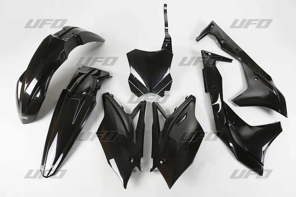 UFO kompletní sada plastů KAWASAKI KXF 250 17 barva černá (KA224E001) (UFO kompletní sada plastů KAWASAKI KXF 250 17 barva černá (KA224E001))