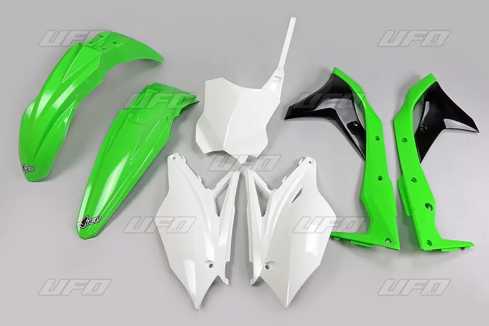 UFO kompletní sada plastů KAWASAKI KXF 250 17 barva OEM (zelená/bílá/černá) (KA224E999) (UFO kompletní sada plastů KAWASAKI KXF 250 17 barva OEM)