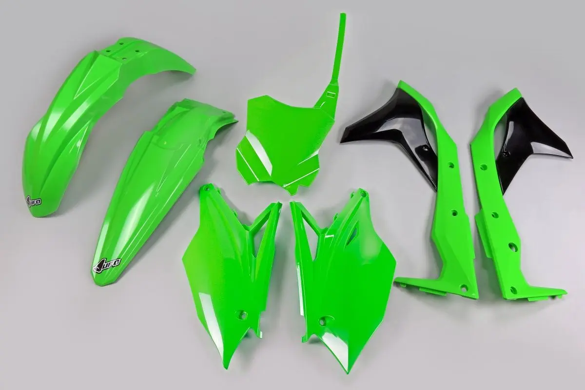 UFO kompletní sada plastů KAWASAKI KXF 250 18-20 barva OEM 20 (zelená/černá) (KA225E999K) (UFO kompletní sada plastů KAWASAKI KXF 250 18-20 barva OEM)