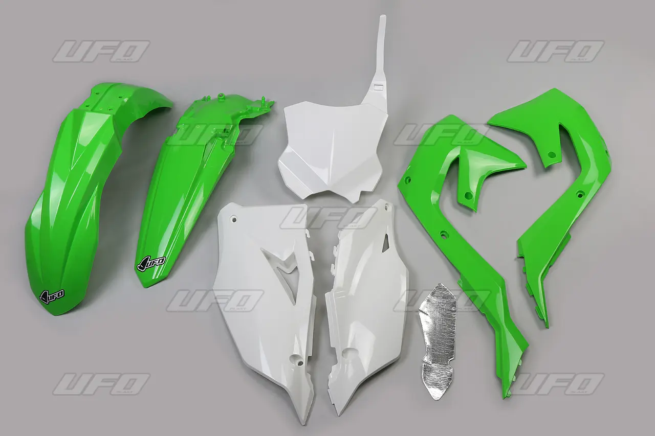 UFO kompletní sada plastů KAWASAKI KXF 250 21-24, KXF 450 19-23 barva OEM (zelená/bílá/černá) (KA227E999) (UFO kompletní sada plastů KAWASAKI KXF 250)
