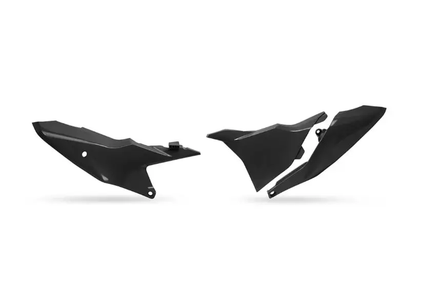 UFO boční tabulky na startovací číslo KTM SX 85 18-26 barva černá (UFO boční tabulky na startovací číslo KTM SX 85 18-26 barva černá)