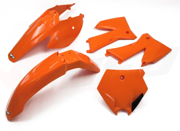UFO kompletní sada plastů KTM SX / SXF 05-06 barva OEM (oranžová) (KT503E999) (UFO kompletní sada plastů KTM SX / SXF 05-06 barva OEM (oranžová))