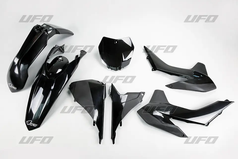 UFO kompletní sada plastů KTM SX/SXF 13-15, SX 250 16 barva černá (KT515E001) (UFO kompletní sada plastů KTM SX/SXF 13-15, SX 250 16 barva černá)