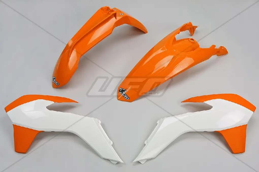 UFO kompletní sada plastů KTM EXC 14-16, barva OEM 15-16 (oranžová/bílá) (KT516E999W) (UFO kompletní sada plastů KTM EXC 14-16, barva OEM 15-16)
