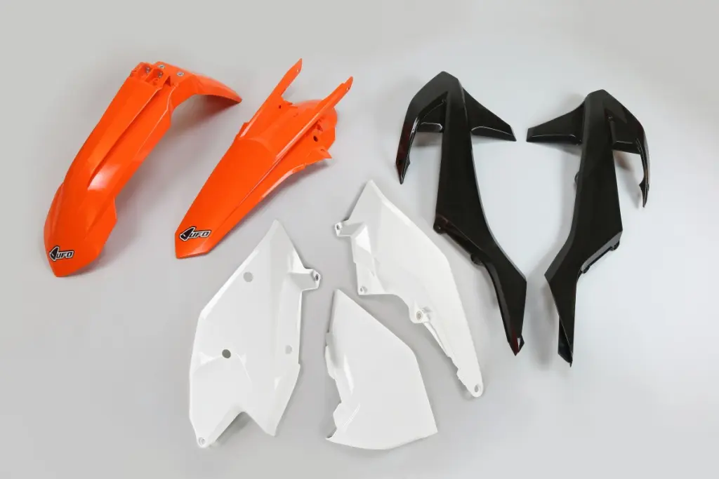 UFO kompletní sada plastů KTM EXC/EXC-F TPI 17-19, barva OEM 18 (oranžová/černá/bílá) (KT518E999W) (UFO kompletní sada plastů KTM EXC/EXC-F TPI)