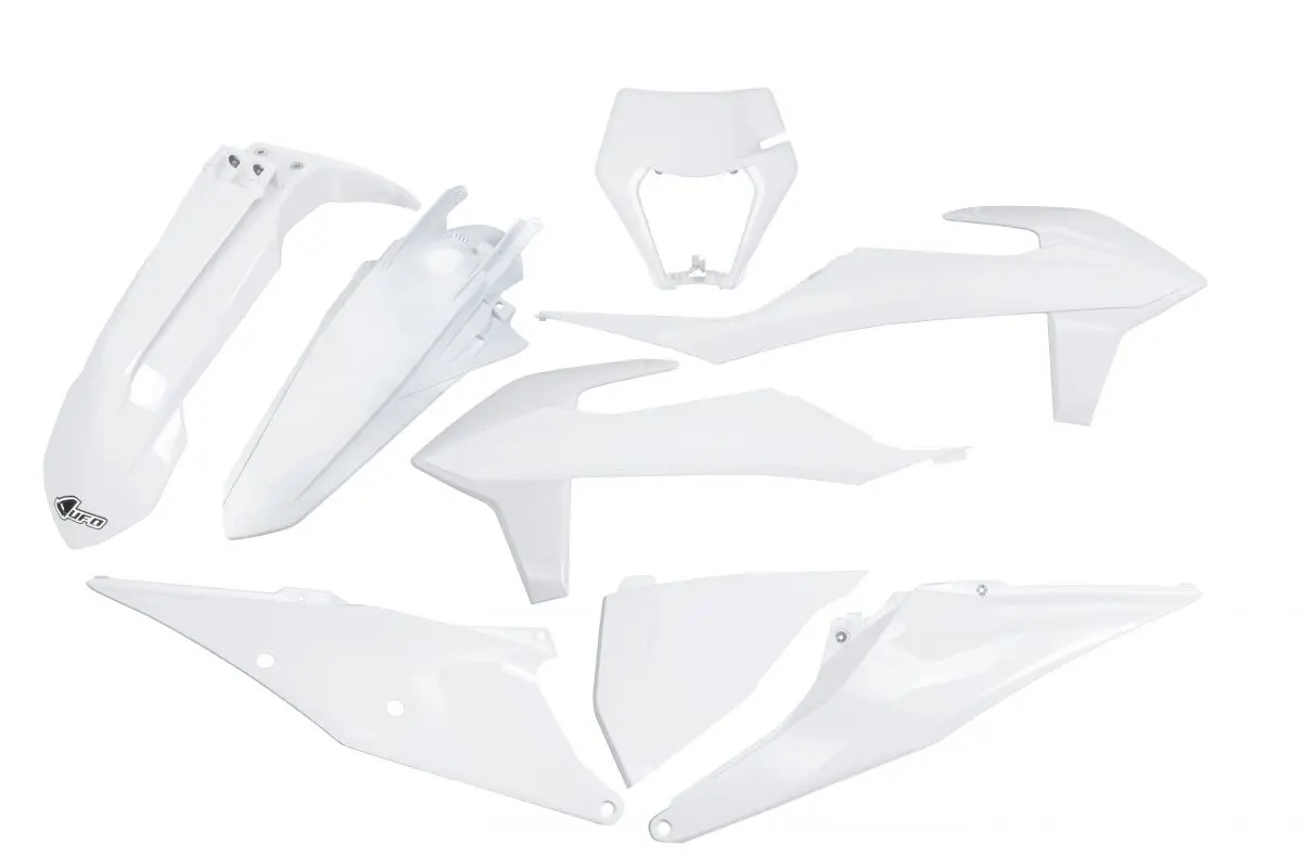 UFO kompletní sada plastů KTM EXC 125 20-21, EXC 250 / 300 TPI 20-23, EXC-F 250 / 350 / 450 / 500 20-23 s krytem světla barva bílá (KT527E042) (UFO)
