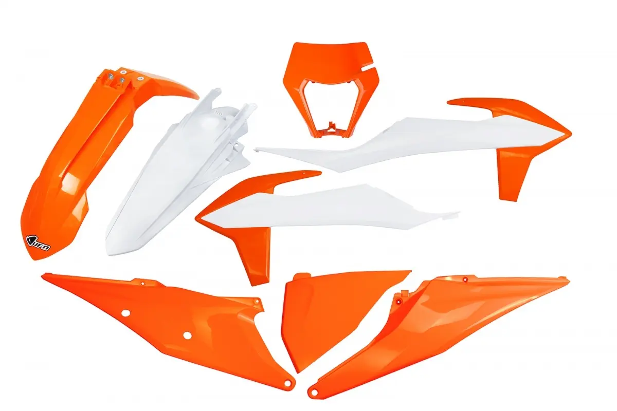UFO kompletní sada plastů KTM EXC 125 '20-'21, EXC 250 / 300 TPI '20-'23, EXC-F 250 / 350 / 450 / 500 '20-'23 s krytem světla barva OEM '21