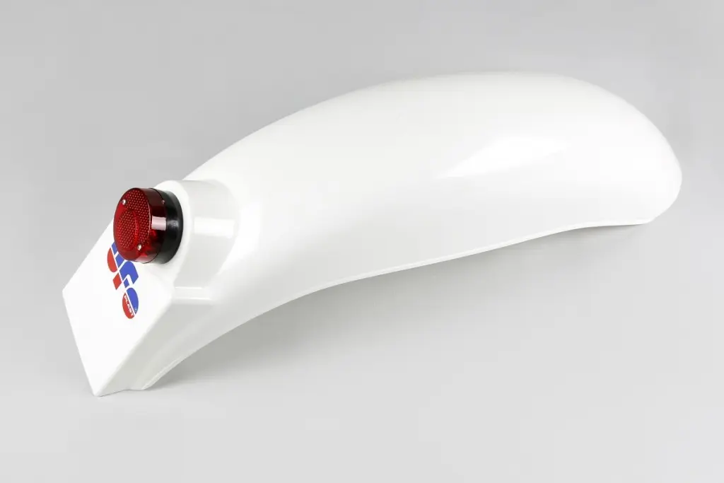 UFO blatník zadní univerzální se světlem KTM 75-76, GORI 74-76, BETA 76-78 barva bílá (UFO blatník zadní univerzální se světlem KTM 75-76, GORI)