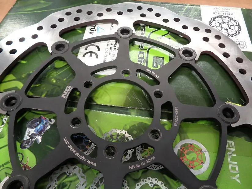NG přední brzdový kotouč BMW S 1000R/RR/XR 13-18, MOTO GUZZI CALIFORNIA 1400 13-18 (320X64X5,0mm) (6X8,5mm) WAVE plovoucí (zkušební montáž - stopy po