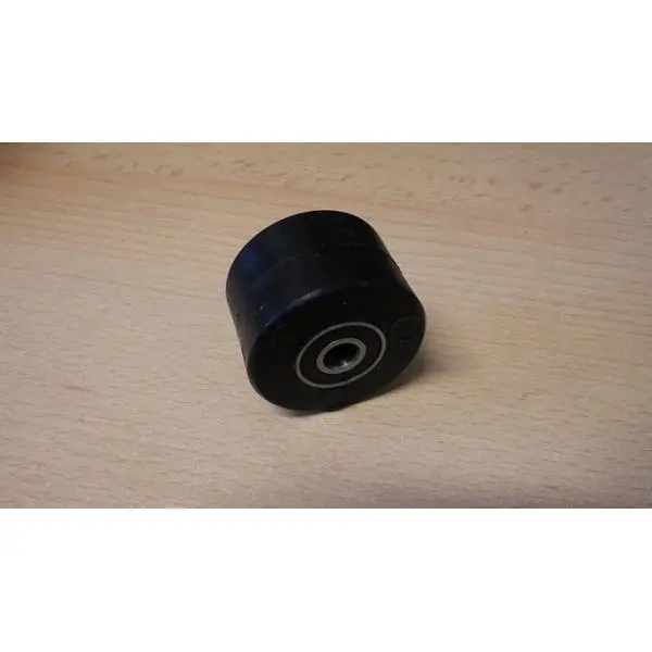 UFO rolna řetězu univerzální barva černá (8X42X24mm)(79-5008) (UFO rolna řetězu univerzální barva černá (8X42X24mm)(79-5008))