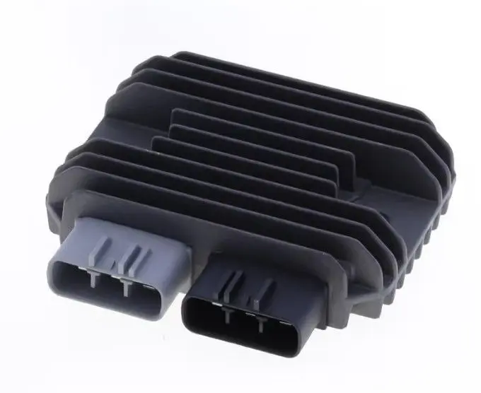ATHENA regulátor napětí KAWASAKI ZX-10R NINJA 08-09, ZX-6R 600 / 636 09-17, TRIUMPH ROCKET III 04-18 (210660731; 210660716; T1300470) (ATHENA)