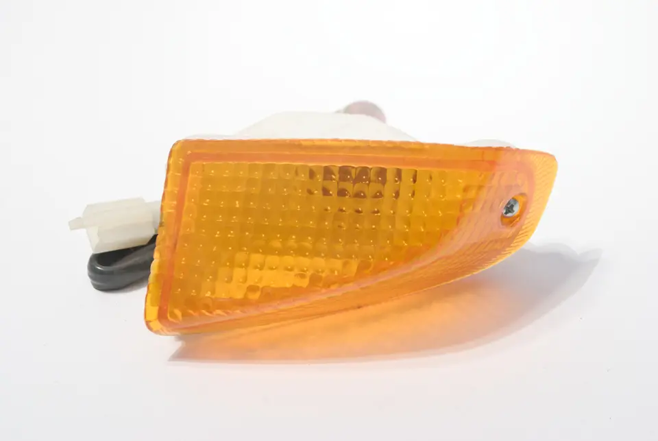 JR blinkr KAWASAKI ZZR600 90-92 ,ZZR400 90-92 pravý zadní (JR blinkr KAWASAKI ZZR600 90-92 ,ZZR400 90-92 pravý zadní)