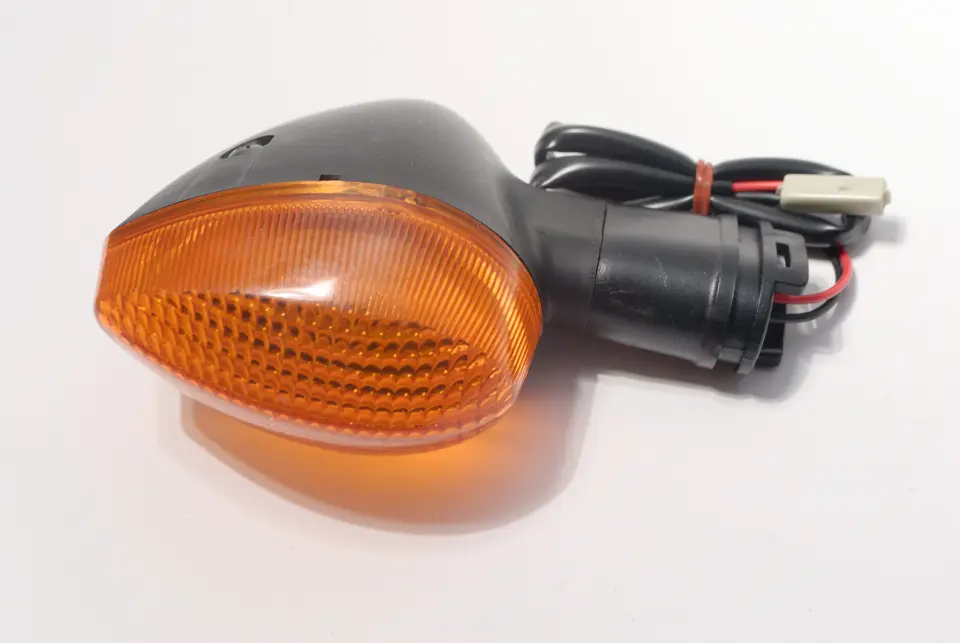 JR blinkr YAMAHA R1 03-06, R6 03-05 velký verze USA levý přední (JR blinkr YAMAHA R1 03-06, R6 03-05 velký verze USA levý přední)
