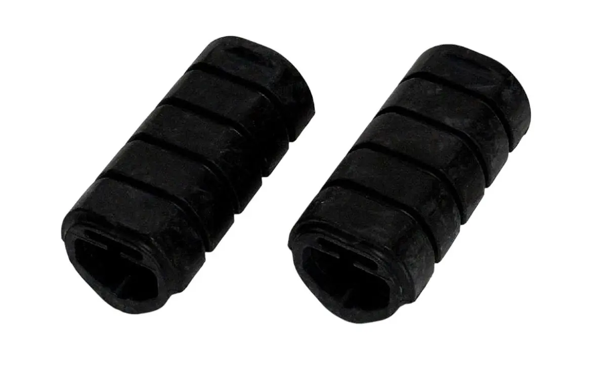 TOURMAX gumy stupaček řidiče HONDA VT 750C 04-07, VTX 1800C 06-07 (komplet 2 kusy) vyrobeno v Japonsku (TOURMAX gumy stupaček řidiče HONDA VT 750C)