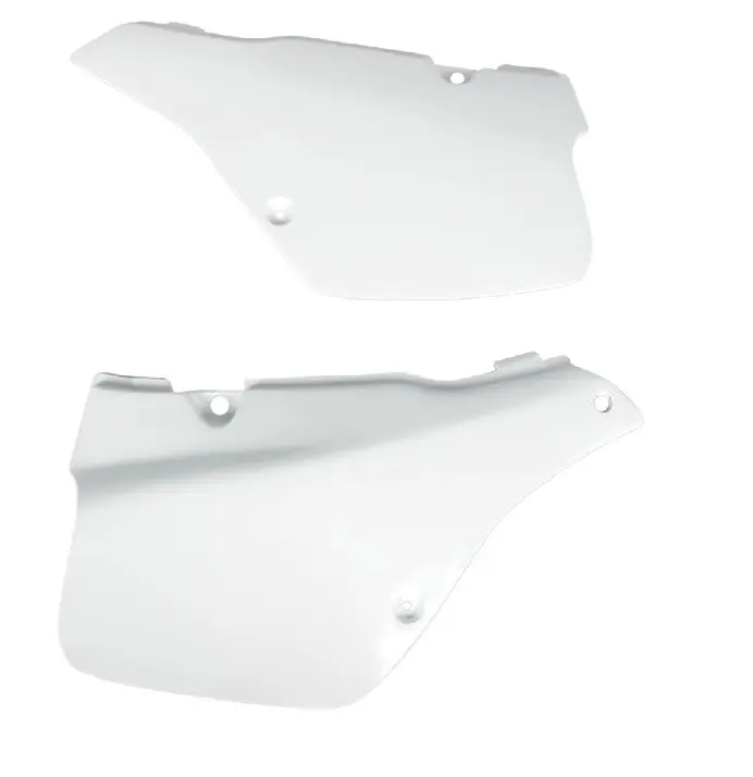 UFO boční tabulky na startovací číslo SUZUKI RM 250 89-92 barva bílá (UFO boční tabulky na startovací číslo SUZUKI RM 250 89-92 barva bílá)