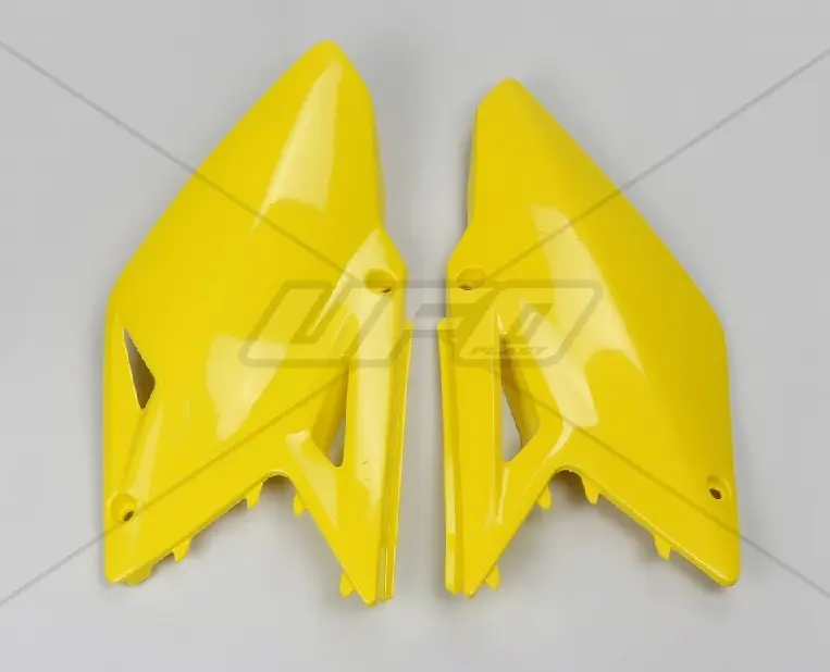 UFO boční tabulky na startovací číslo SUZUKI RMZ 450 08-17, barva žlutá (UFO boční tabulky na startovací číslo SUZUKI RMZ 450 08-17, barva žlutá)