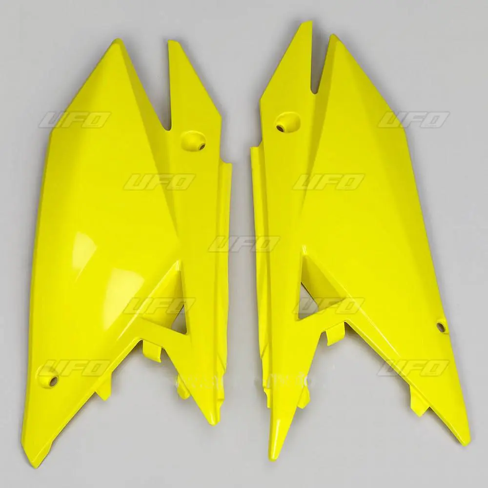 UFO boční tabulky na startovací číslo SUZUKI RMZ 250 19-23, RMZ 450 18-23 barva žlutá (UFO boční tabulky na startovací číslo SUZUKI RMZ 250 19-23,)