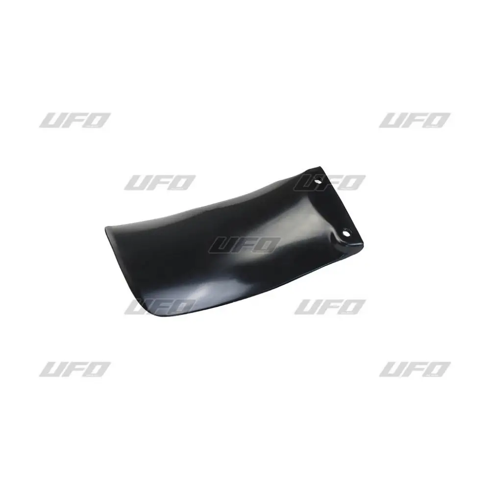 UFO kryt centrálního (zadního) tlumiče SUZUKI RMZ 250 19-26 , RMZ 450 18-26 barva černá (UFO kryt centrálního (zadního) tlumiče SUZUKI RMZ 250 19-26)
