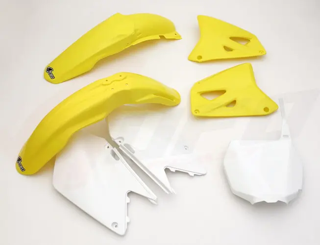 UFO kompletní sada plastů SUZUKI RM 125 01-22, RM 250 01-22 barva OEM (bílá/žlutá) (SU402E999) (UFO kompletní sada plastů SUZUKI RM 125 01-22, RM 250)