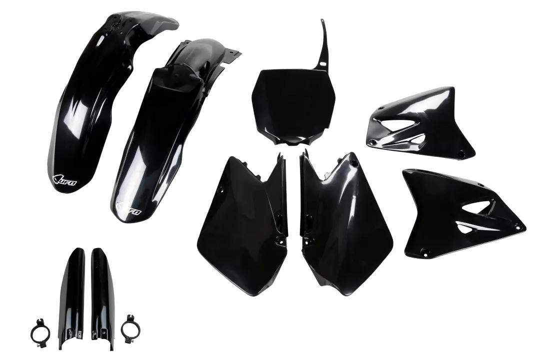 UFO kompletní sada plastů (FULL KIT) s kryty tlumičů SUZUKI RM 125 / 250 01-22 barva černá (UFO kompletní sada plastů (FULL KIT) s kryty tlumičů)