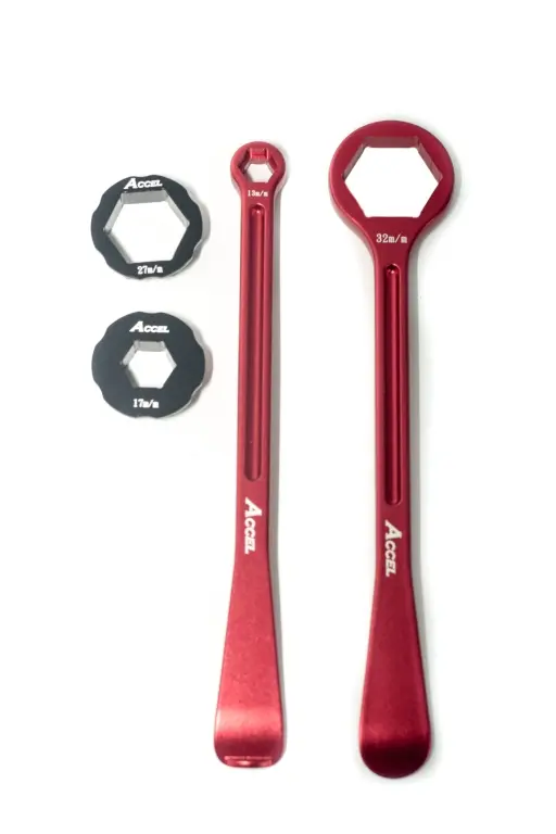 ACCEL sada montážních pák na pneumatiky (23+24cm) ALU7075 kované s klíči 10,13,17,27,32 mm barva červená (ACCEL sada montážních pák na pneumatiky)