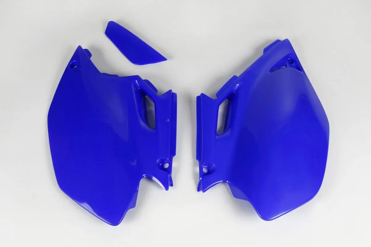 UFO boční tabulky na startovací číslo YAMAHA WR 250/450 03-06 barva modrá ( )
