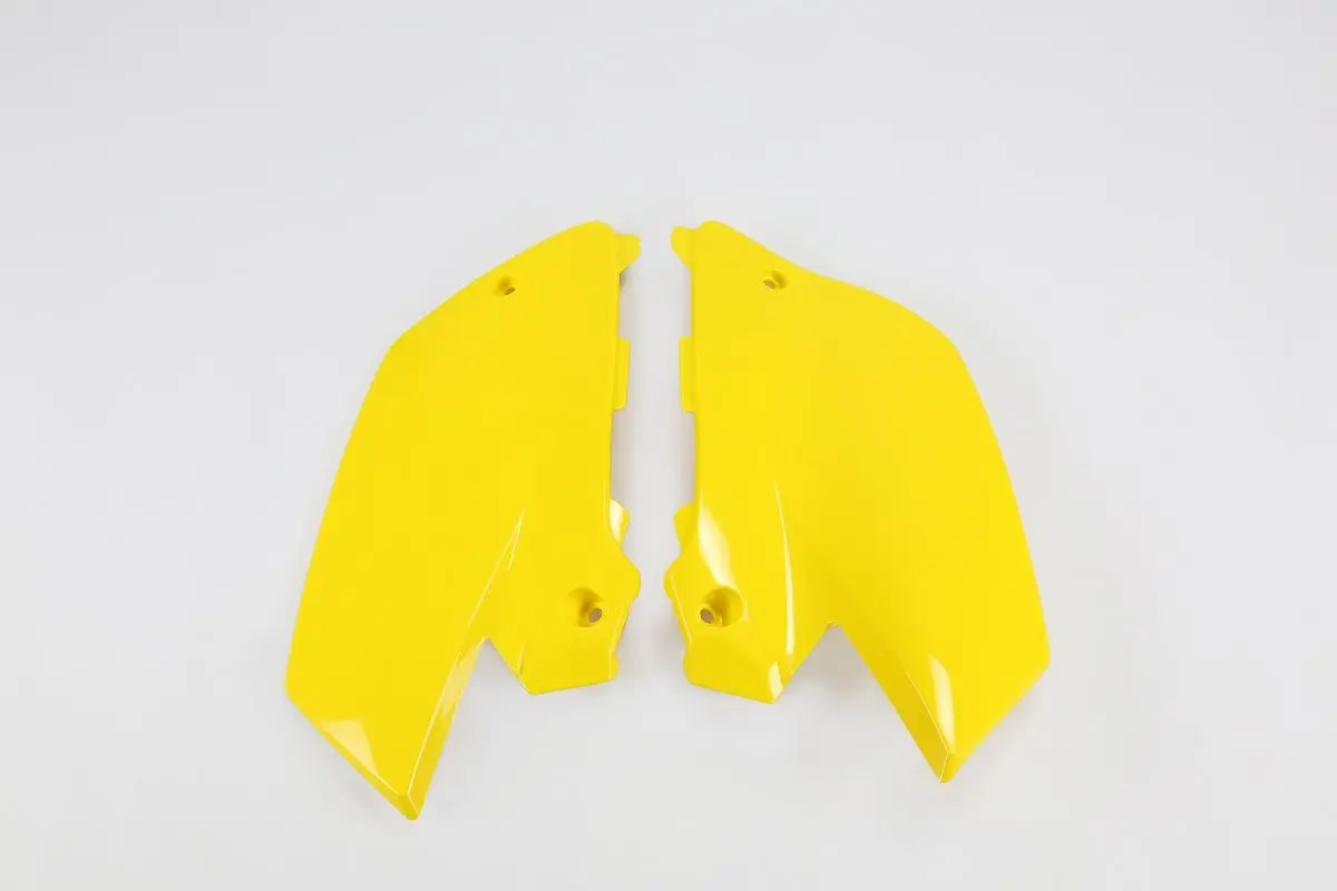 UFO boční tabulky na startovací číslo YAMAHA YZ 125/250 02-14 restyling barva žlutá ( )