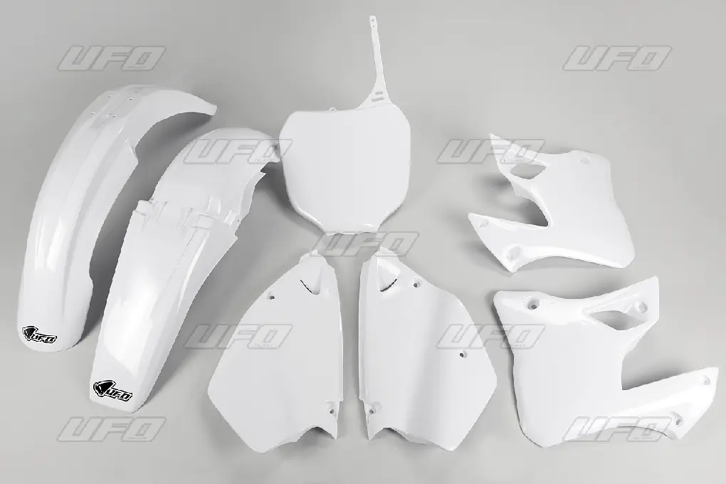 UFO kompletní sada plastů YAMAHA YZ 125 / 250 '00-'01 barva bílá (YA300E046) (UFO kompletní sada plastů YAMAHA YZ 125 / 250 '00-'01 barva bílá)