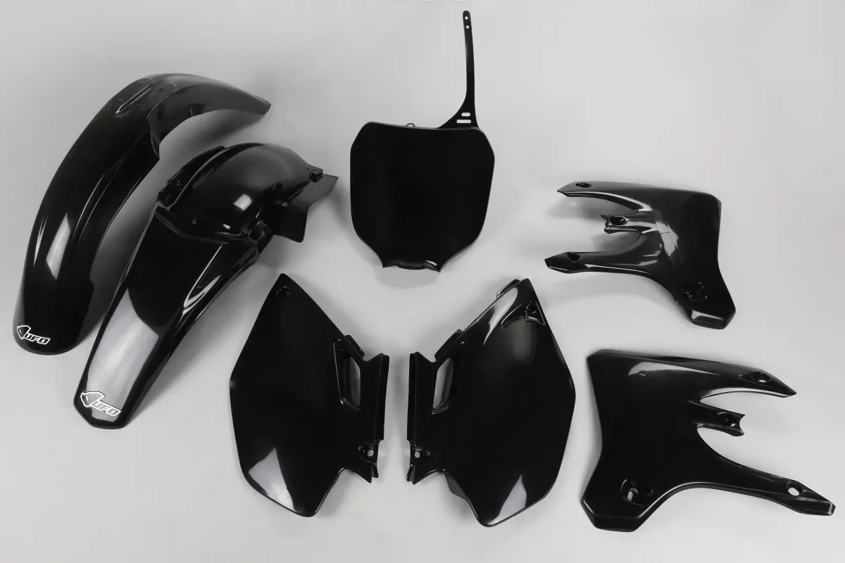 UFO kompletní sada plastů YAMAHA YZF 250 / 450 '03-'05 barva černá (YA304E001) (UFO kompletní sada plastů YAMAHA YZF 250 / 450 '03-'05 barva černá)