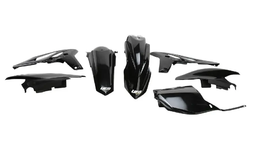 UFO kompletní sada plastů YAMAHA YZF 250 '10 barva černá (YA308E001) (UFO kompletní sada plastů YAMAHA YZF 250 '10 barva černá (YA308E001))