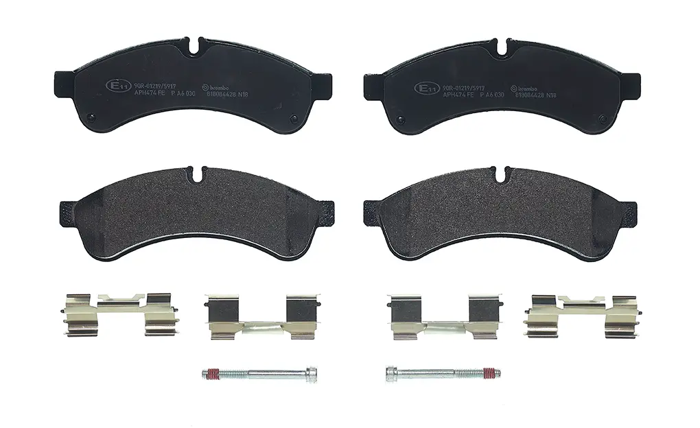 Sada brzdových destiček, kotoučová brzda BREMBO P A6 030